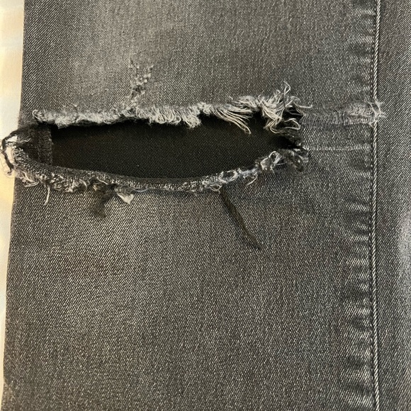 Citizens of Humanity Rocket High Rise Skinny in Distressed Dark Gray Sz 27 - Picture 8 of 15